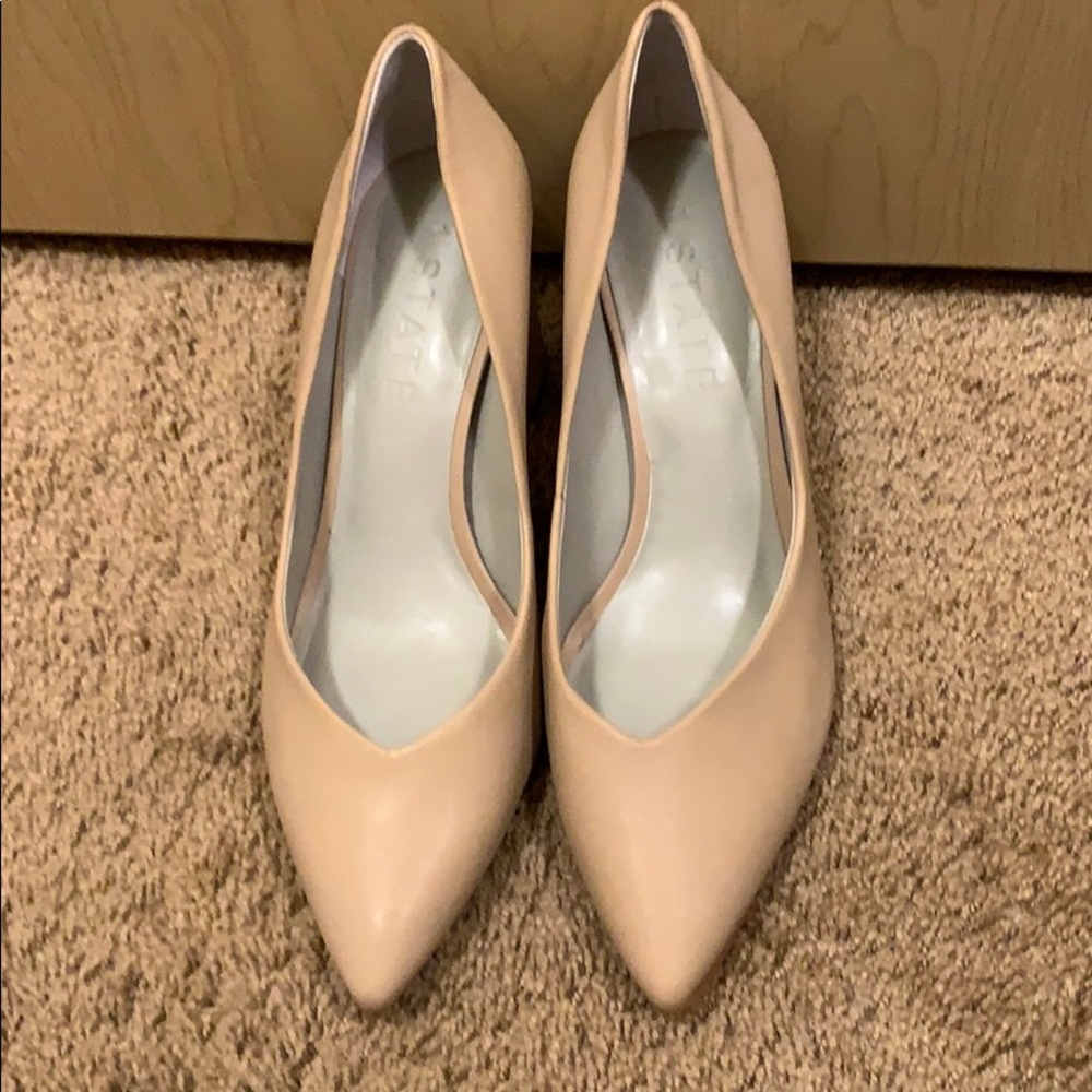 Nude block heel pumps- worn once!